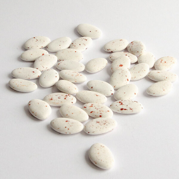 witte met rode marmer suikerbonen